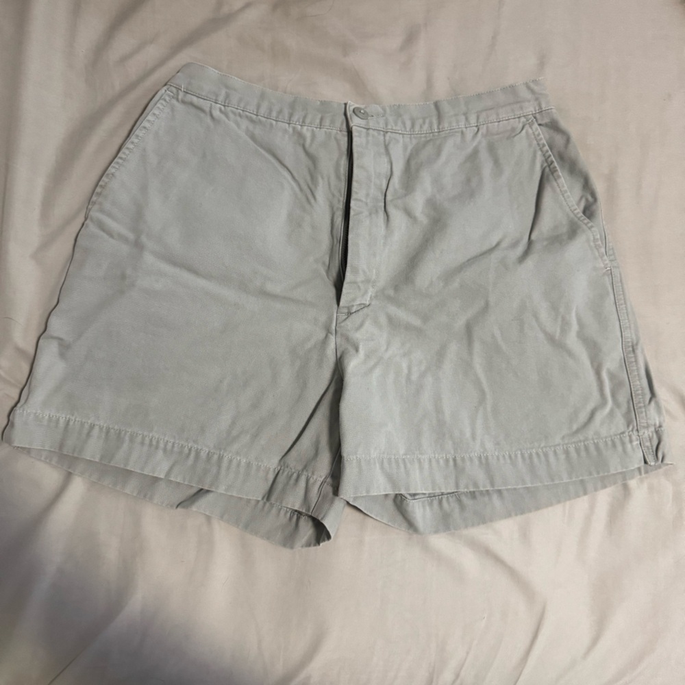 Women’s Eddie Bauer chino shorts